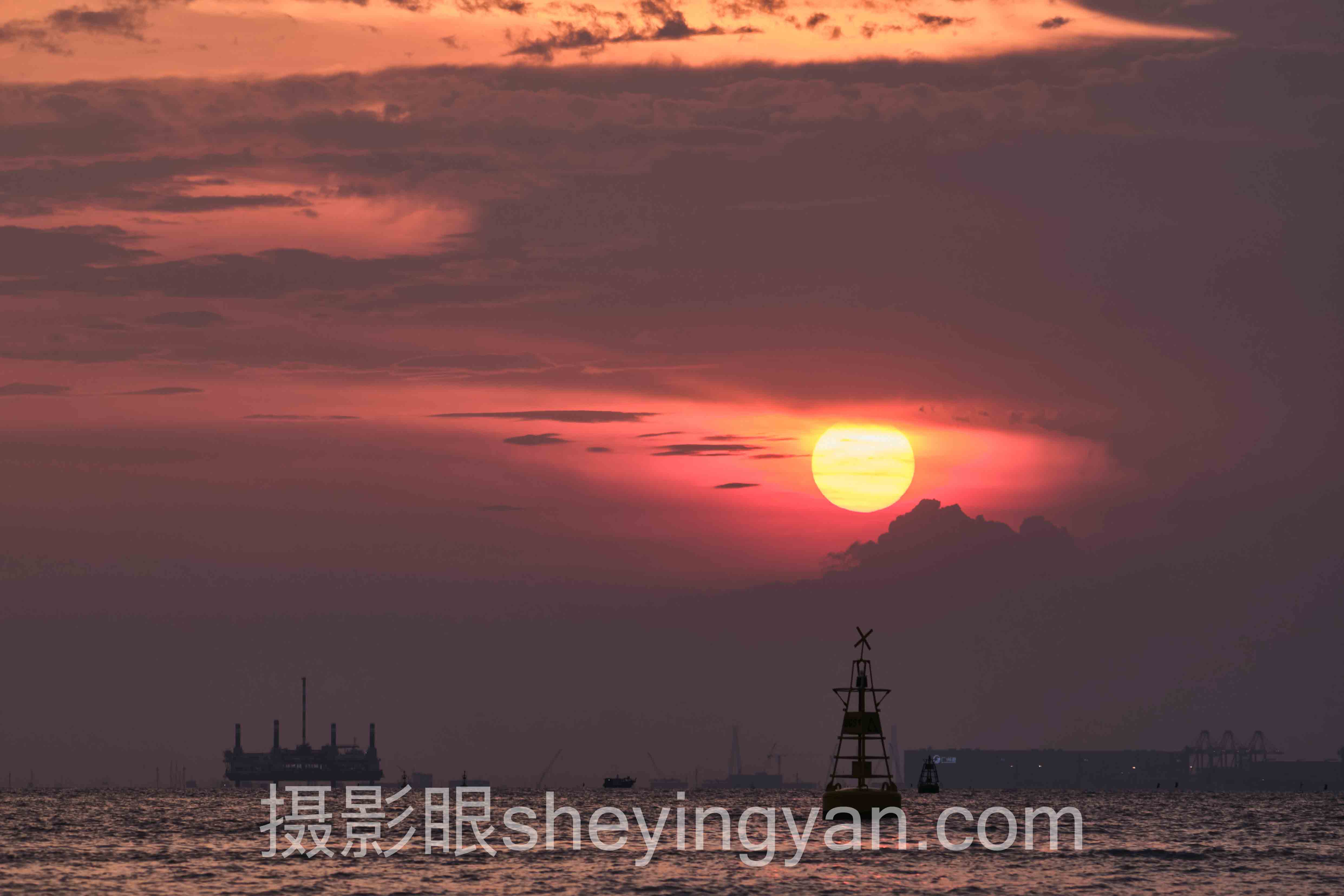 透视照片点评主体太小：从底层逻辑到发展趋势